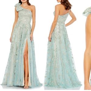 Mac Duggal dress. Floral beaded tulle.